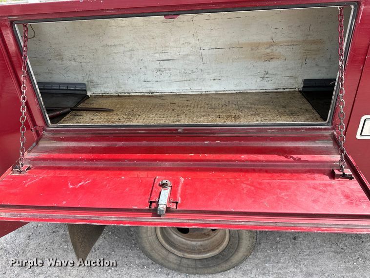 image for item OM9264 1989 Ford F350 brush fire truck