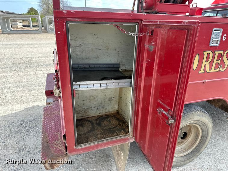 image for item OM9264 1989 Ford F350 brush fire truck