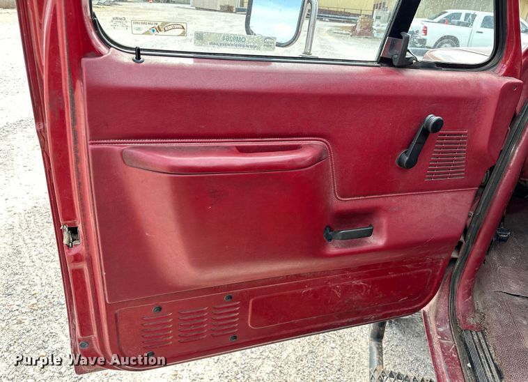 image for item OM9264 1989 Ford F350 brush fire truck