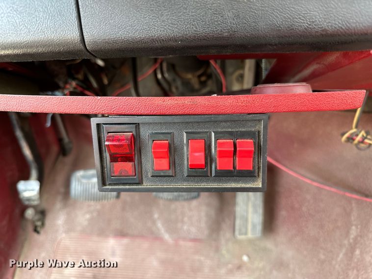 image for item OM9264 1989 Ford F350 brush fire truck