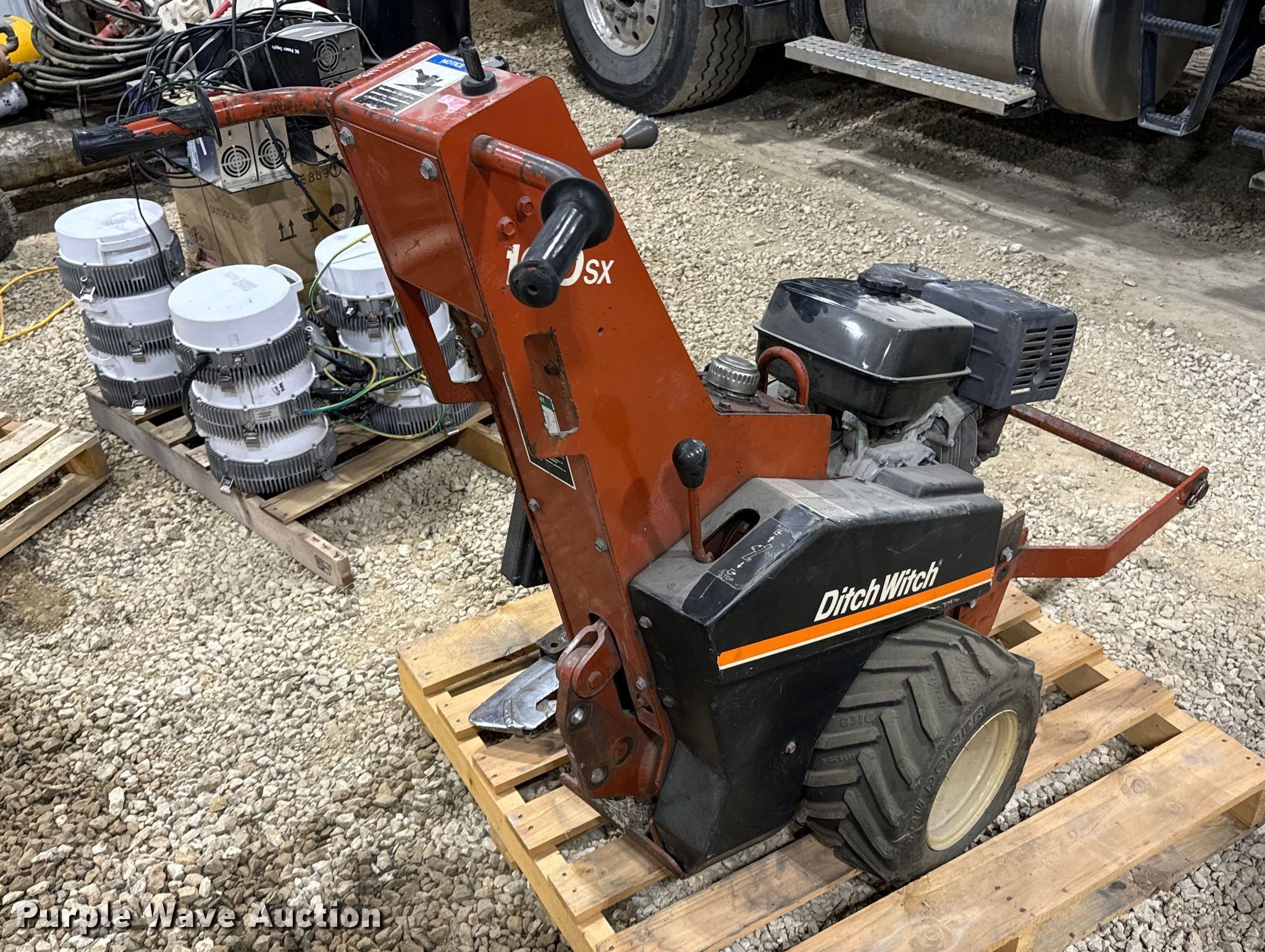 1995 Ditch Witch 100SX cable plow in Chanute, KS Item ND9017 for sale