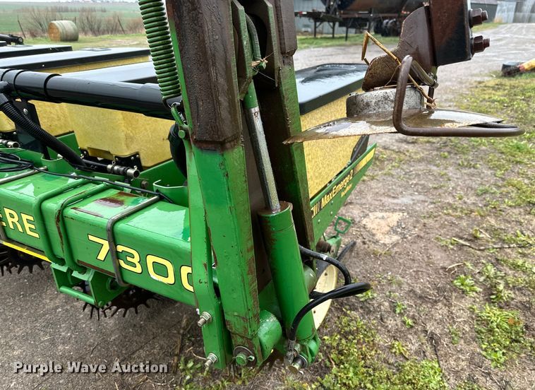 image for item DG4286 John Deere 7300 Max Emerge 2 planter