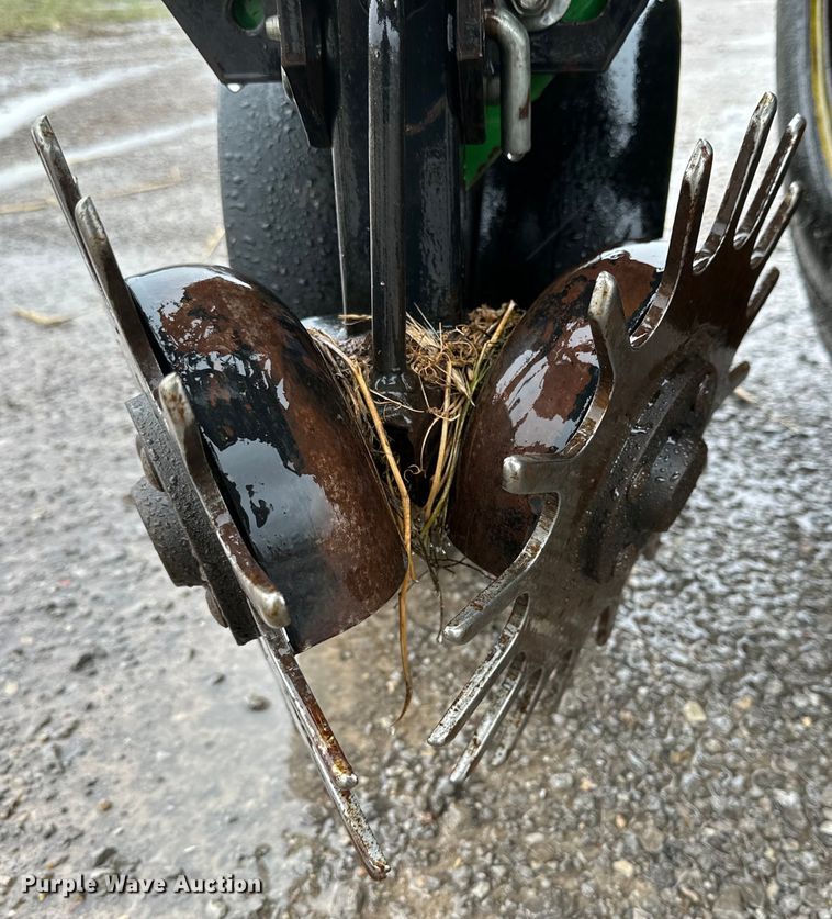 image for item DG4286 John Deere 7300 Max Emerge 2 planter