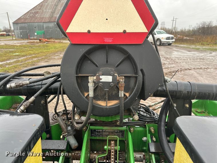 image for item DG4286 John Deere 7300 Max Emerge 2 planter