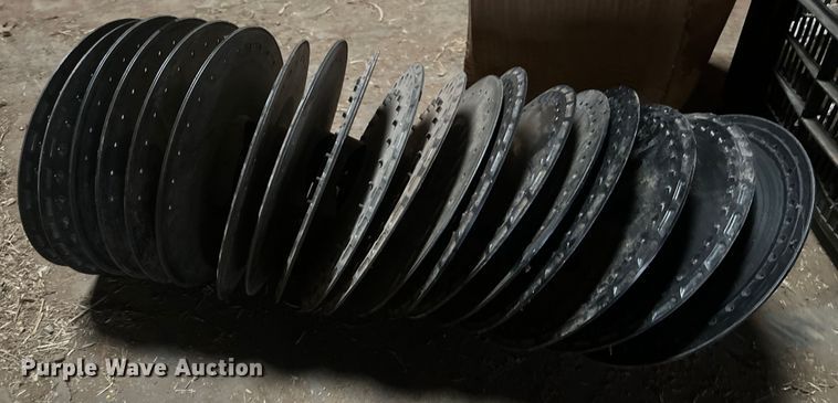 image for item DG4286 John Deere 7300 Max Emerge 2 planter