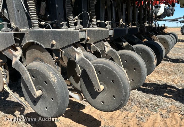 image for item DG4288 Great Plains 3N-4010 no-till grain drill