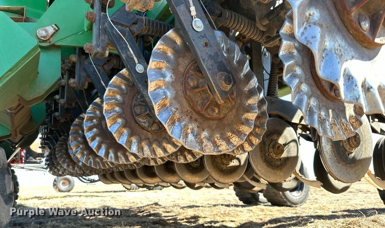 image for item DG4288 Great Plains 3N-4010 no-till grain drill