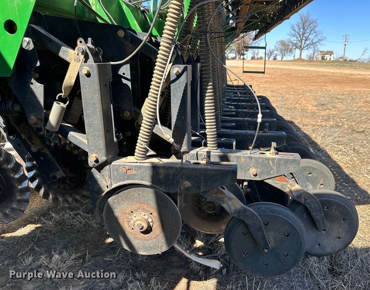 image for item DG4288 Great Plains 3N-4010 no-till grain drill