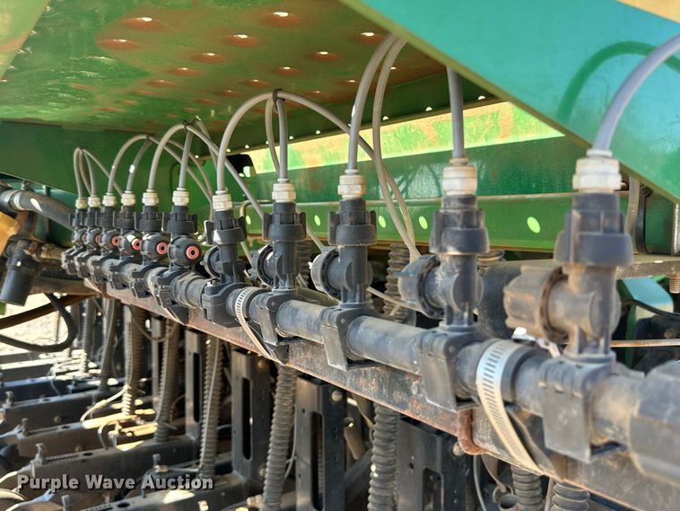 image for item DG4288 Great Plains 3N-4010 no-till grain drill