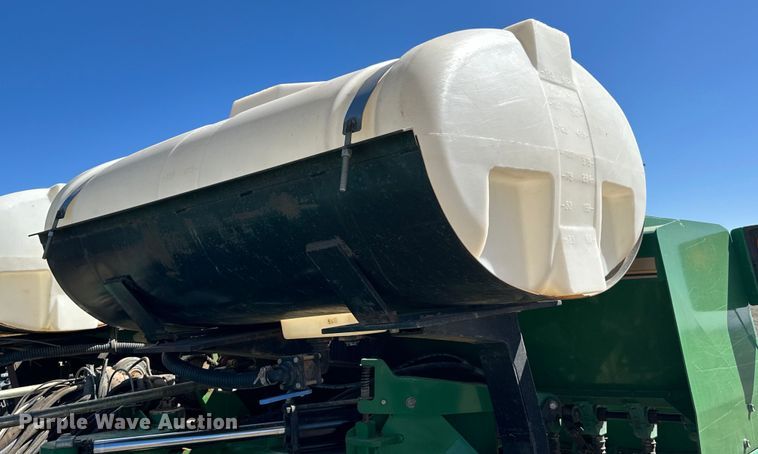 image for item DG4288 Great Plains 3N-4010 no-till grain drill