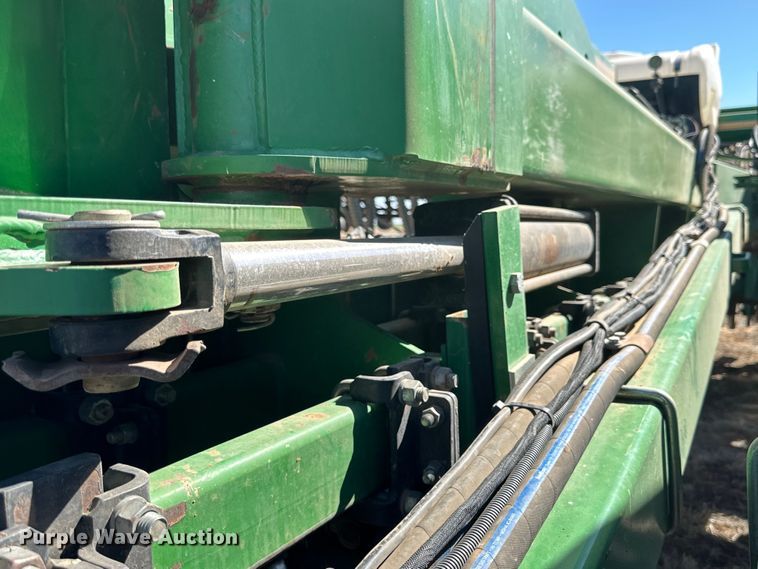 image for item DG4288 Great Plains 3N-4010 no-till grain drill