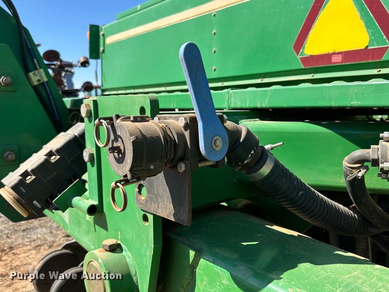 image for item DG4288 Great Plains 3N-4010 no-till grain drill