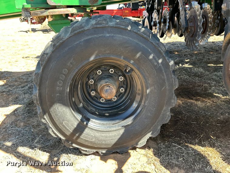 image for item DG4288 Great Plains 3N-4010 no-till grain drill