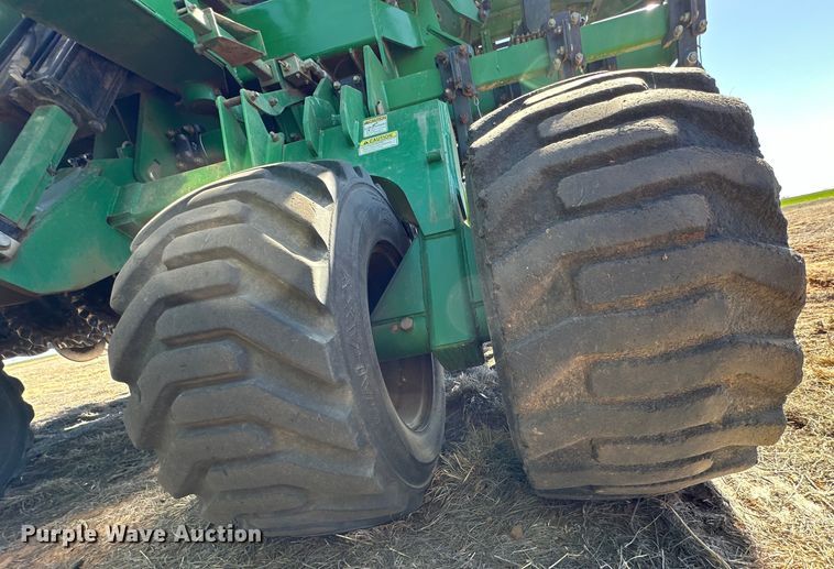 image for item DG4288 Great Plains 3N-4010 no-till grain drill