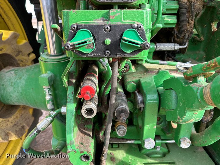 image for item DG4289 2018 John Deere 8295R MFWD tractor