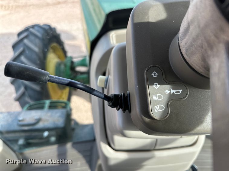 image for item DG4289 2018 John Deere 8295R MFWD tractor