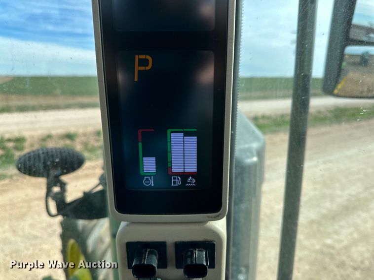 image for item DG4289 2018 John Deere 8295R MFWD tractor