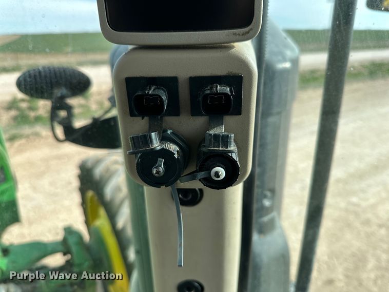 image for item DG4289 2018 John Deere 8295R MFWD tractor