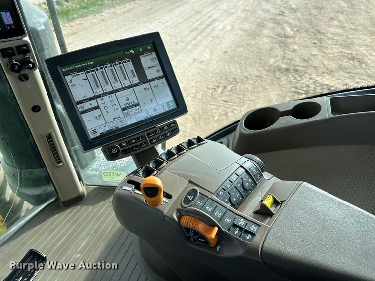 image for item DG4289 2018 John Deere 8295R MFWD tractor