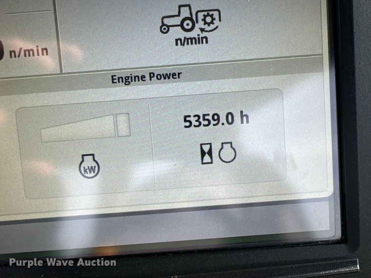 image for item DG4289 2018 John Deere 8295R MFWD tractor