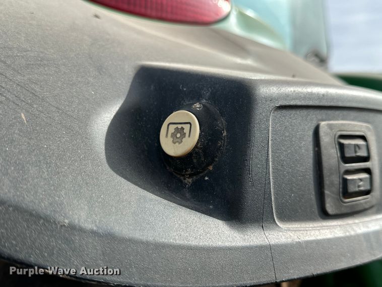 image for item DG4290 2012 John Deere 7280R MFWD tractor