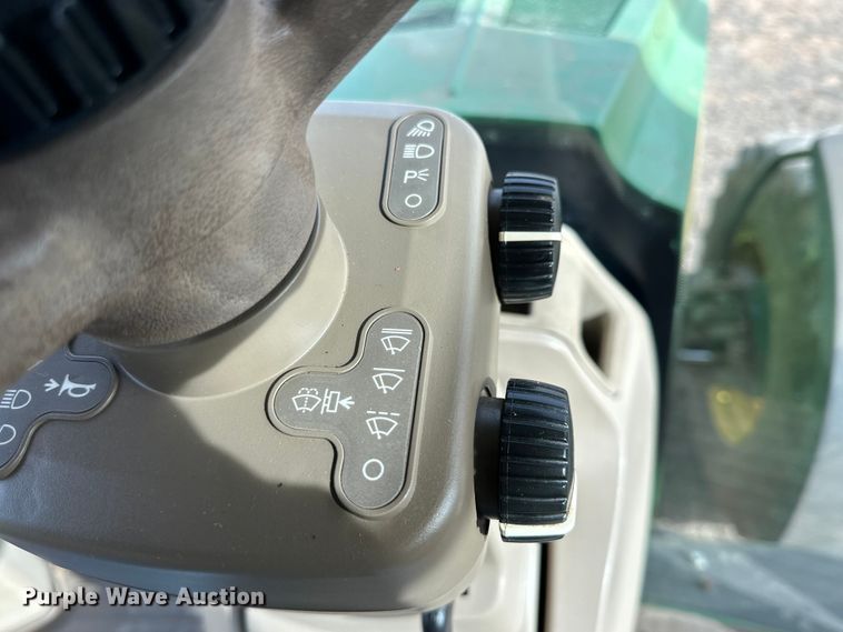 image for item DG4290 2012 John Deere 7280R MFWD tractor