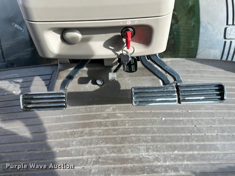 image for item DG4290 2012 John Deere 7280R MFWD tractor