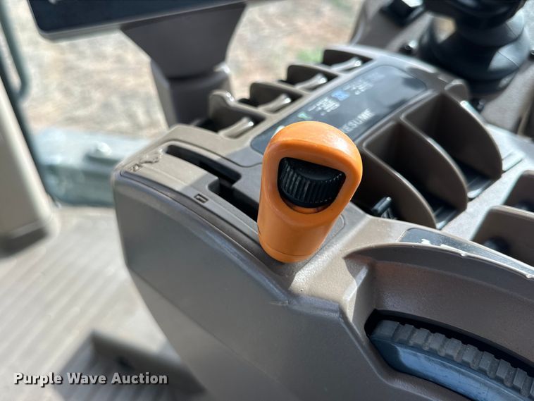 image for item DG4290 2012 John Deere 7280R MFWD tractor