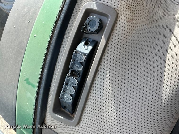 image for item DG4290 2012 John Deere 7280R MFWD tractor