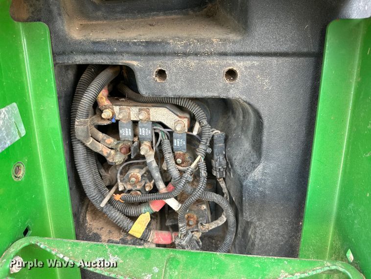 image for item DG4290 2012 John Deere 7280R MFWD tractor