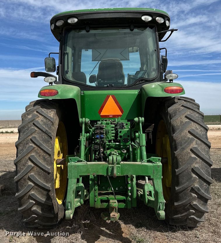 image for item DG4292 2014 John Deere 7210R MFWD tractor