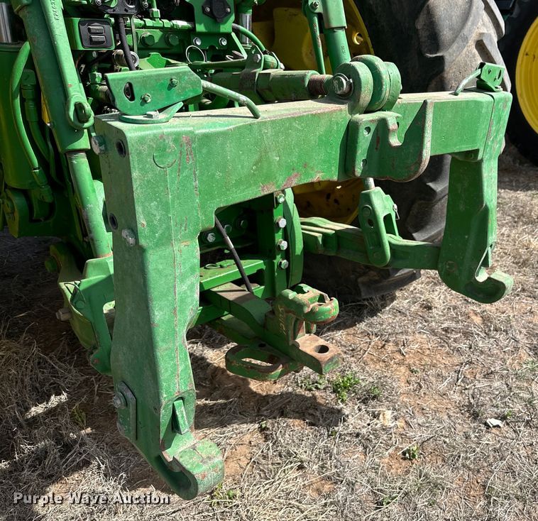 image for item DG4292 2014 John Deere 7210R MFWD tractor