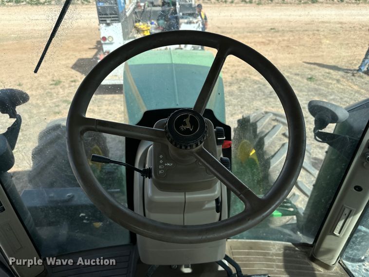 image for item DG4292 2014 John Deere 7210R MFWD tractor