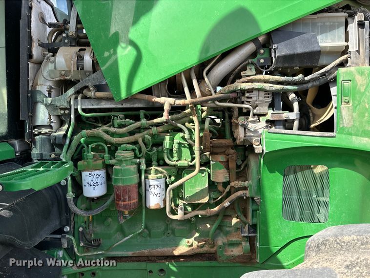 image for item DG4292 2014 John Deere 7210R MFWD tractor