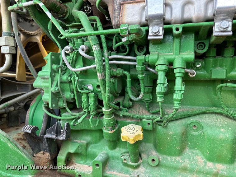 image for item DG4292 2014 John Deere 7210R MFWD tractor