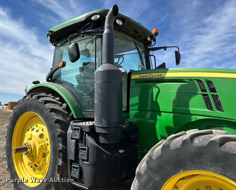 image for item DG4292 2014 John Deere 7210R MFWD tractor