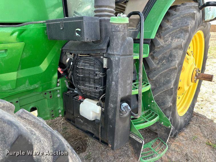 image for item DG4292 2014 John Deere 7210R MFWD tractor