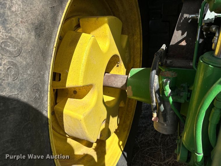 image for item DG4292 2014 John Deere 7210R MFWD tractor