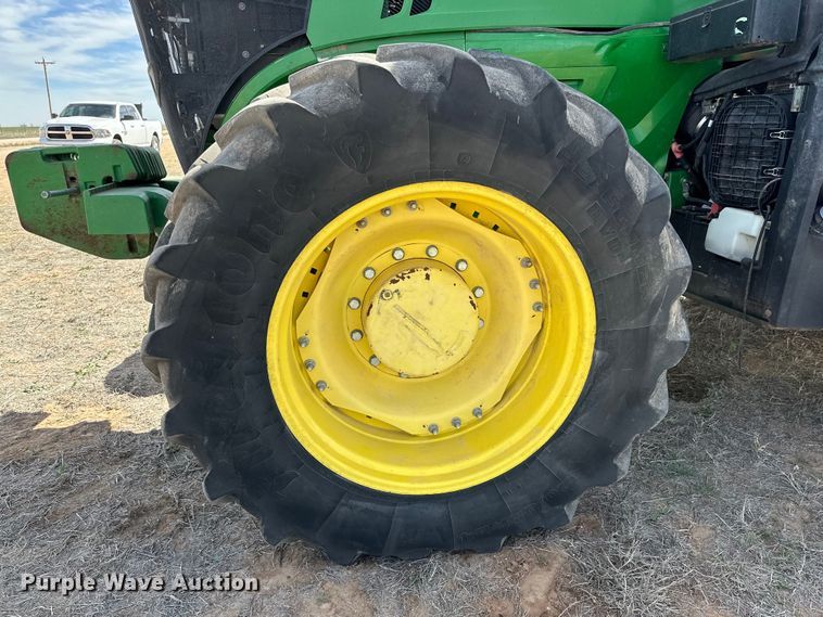 image for item DG4292 2014 John Deere 7210R MFWD tractor