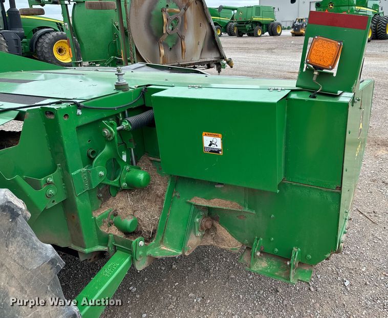 image for item DG4293 John Deere 500R disc head