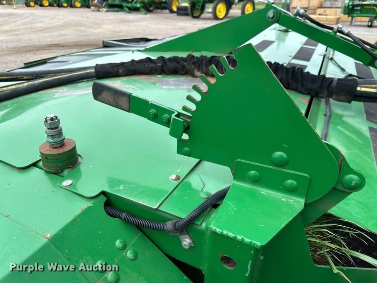 image for item DG4293 John Deere 500R disc head