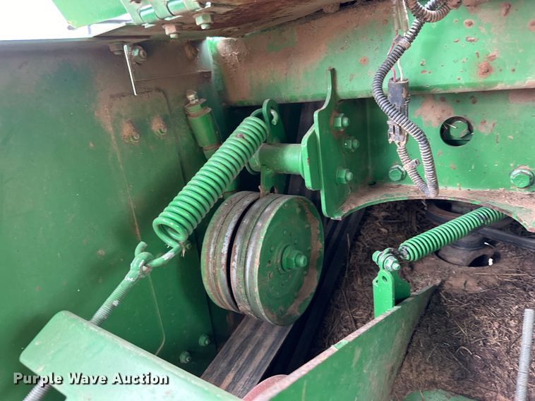 image for item DG4293 John Deere 500R disc head