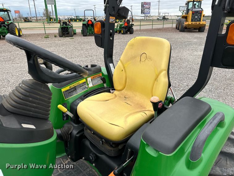 image for item DG4295 2018 John Deere 3046R MFWD tractor
