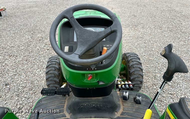 image for item DG4295 2018 John Deere 3046R MFWD tractor