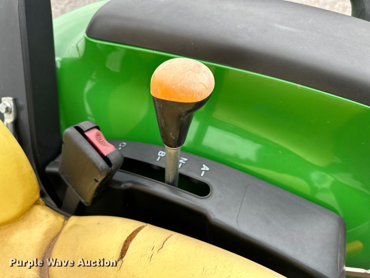 image for item DG4295 2018 John Deere 3046R MFWD tractor