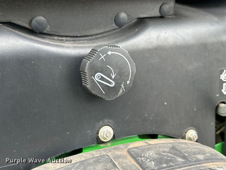 image for item DG4295 2018 John Deere 3046R MFWD tractor