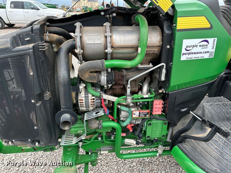 image for item DG4295 2018 John Deere 3046R MFWD tractor
