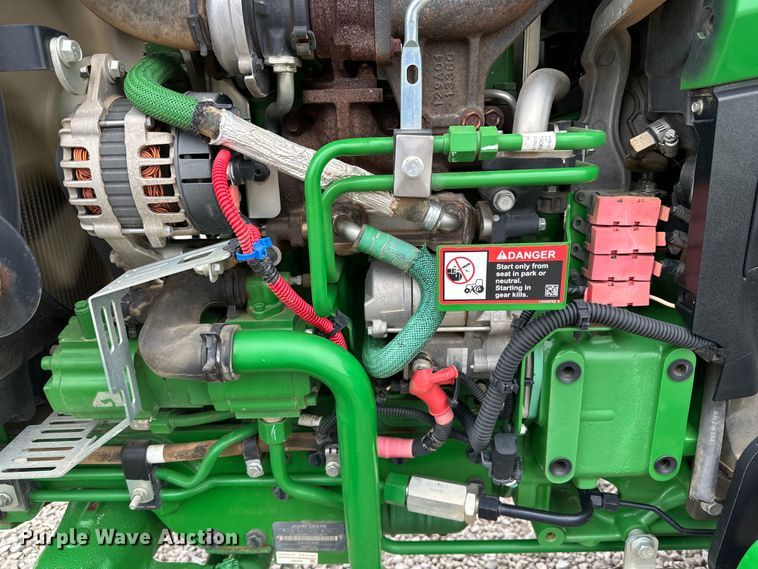 image for item DG4295 2018 John Deere 3046R MFWD tractor