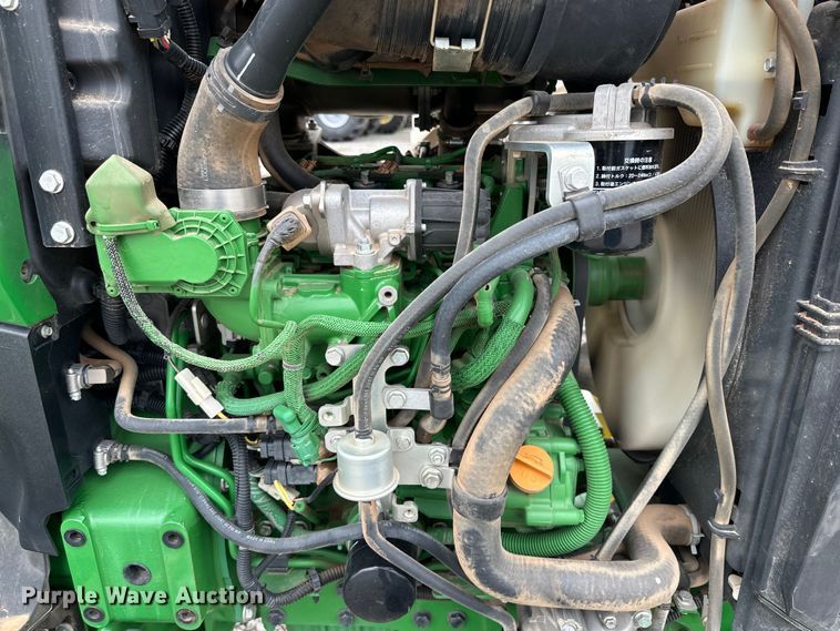 image for item DG4295 2018 John Deere 3046R MFWD tractor