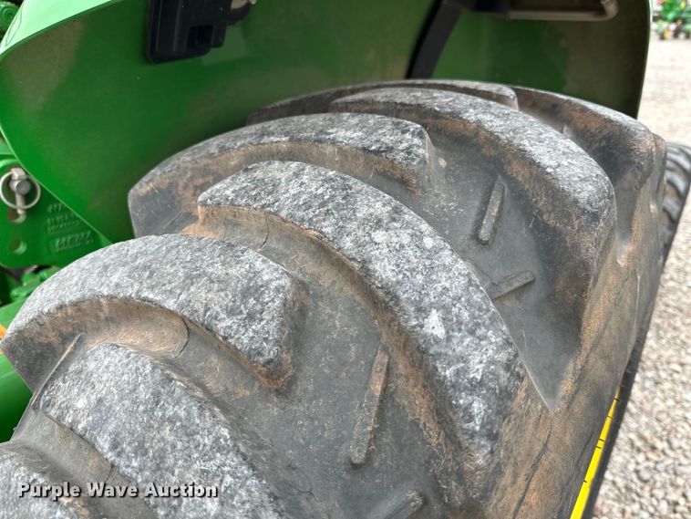 image for item DG4295 2018 John Deere 3046R MFWD tractor